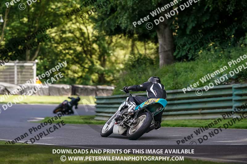 cadwell no limits trackday;cadwell park;cadwell park photographs;cadwell trackday photographs;enduro digital images;event digital images;eventdigitalimages;no limits trackdays;peter wileman photography;racing digital images;trackday digital images;trackday photos